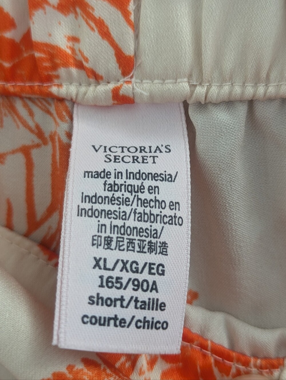 Victoria's Secret Satin Orange Tropical Toile Pajama Set - Picture 9 of 9